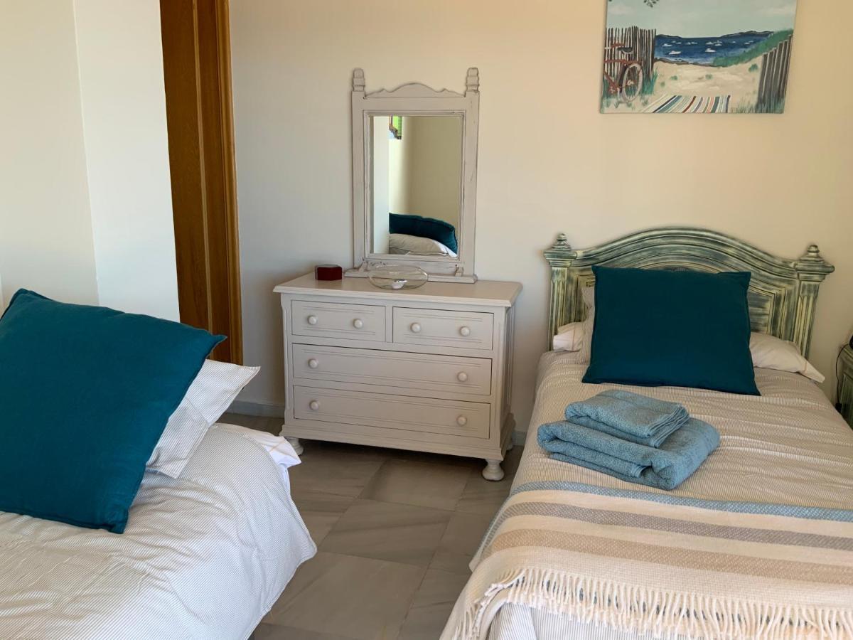 Apartamento En Primera Linea/Beachfront Apartment Fuengirola Ngoại thất bức ảnh
