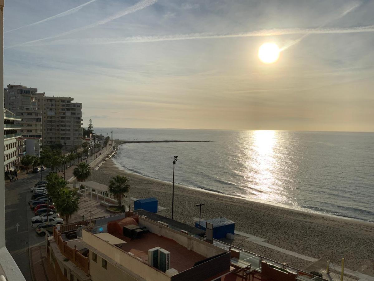 Apartamento En Primera Linea/Beachfront Apartment Fuengirola Ngoại thất bức ảnh