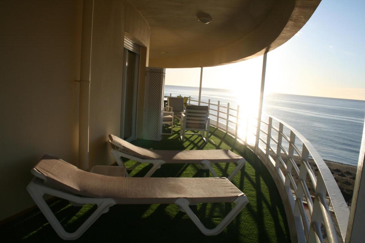 Apartamento En Primera Linea/Beachfront Apartment Fuengirola Ngoại thất bức ảnh