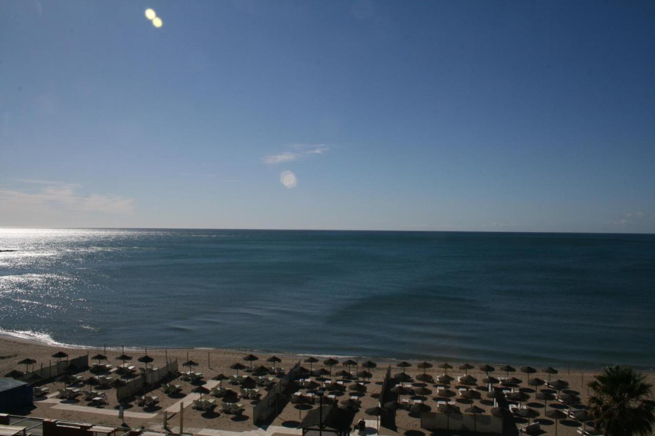 Apartamento En Primera Linea/Beachfront Apartment Fuengirola Ngoại thất bức ảnh