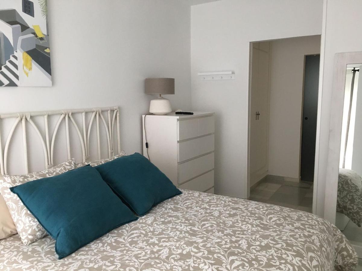 Apartamento En Primera Linea/Beachfront Apartment Fuengirola Ngoại thất bức ảnh