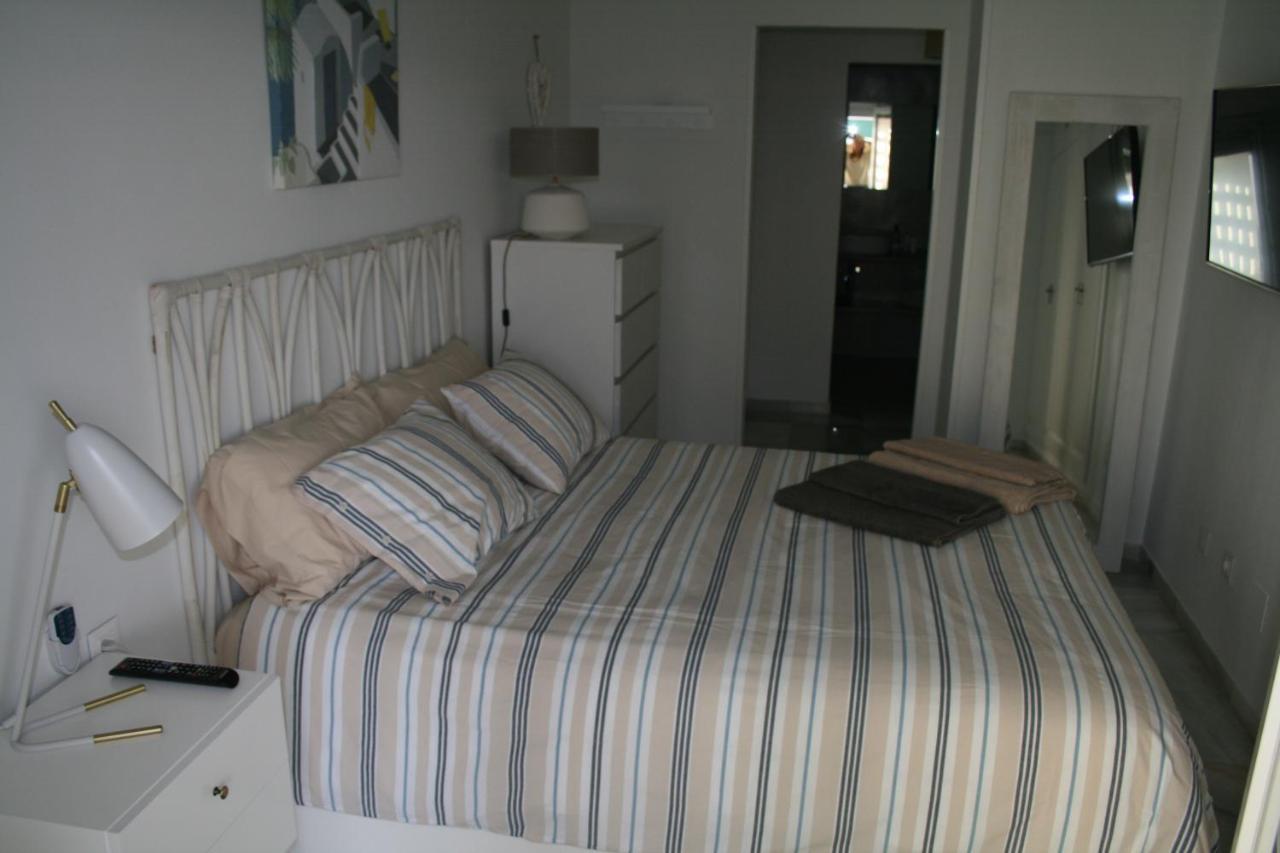 Apartamento En Primera Linea/Beachfront Apartment Fuengirola Ngoại thất bức ảnh