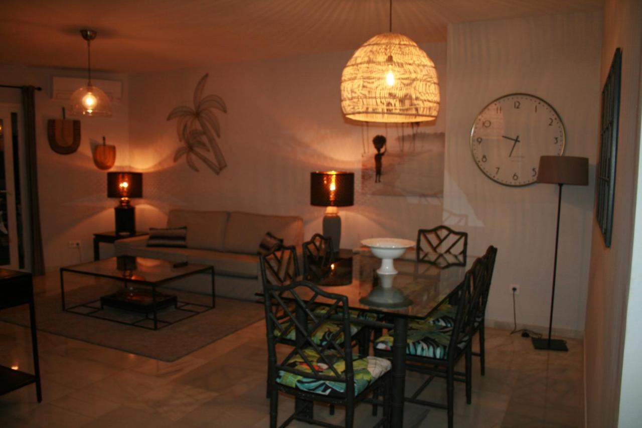 Apartamento En Primera Linea/Beachfront Apartment Fuengirola Ngoại thất bức ảnh