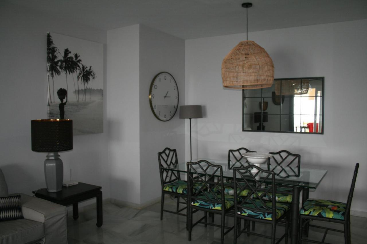Apartamento En Primera Linea/Beachfront Apartment Fuengirola Ngoại thất bức ảnh