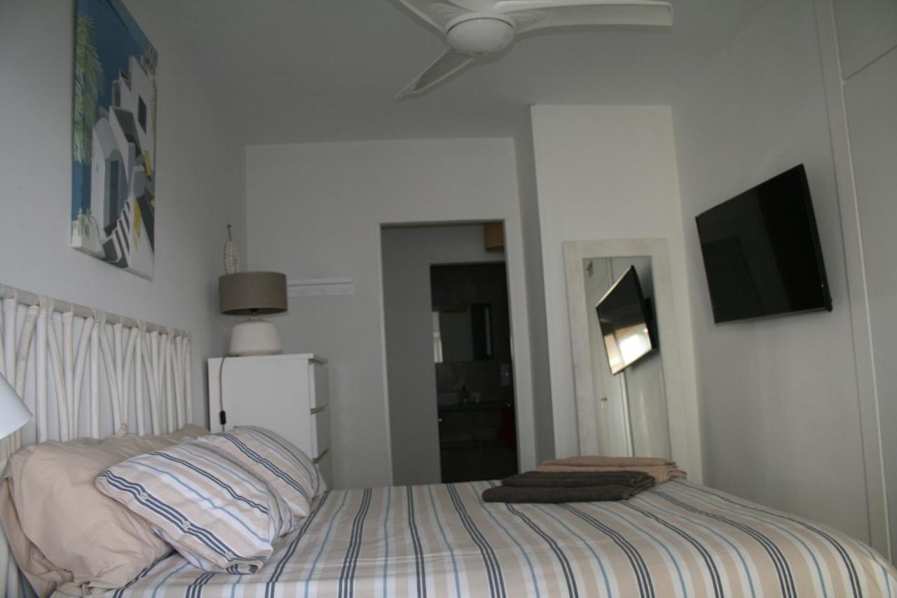 Apartamento En Primera Linea/Beachfront Apartment Fuengirola Ngoại thất bức ảnh