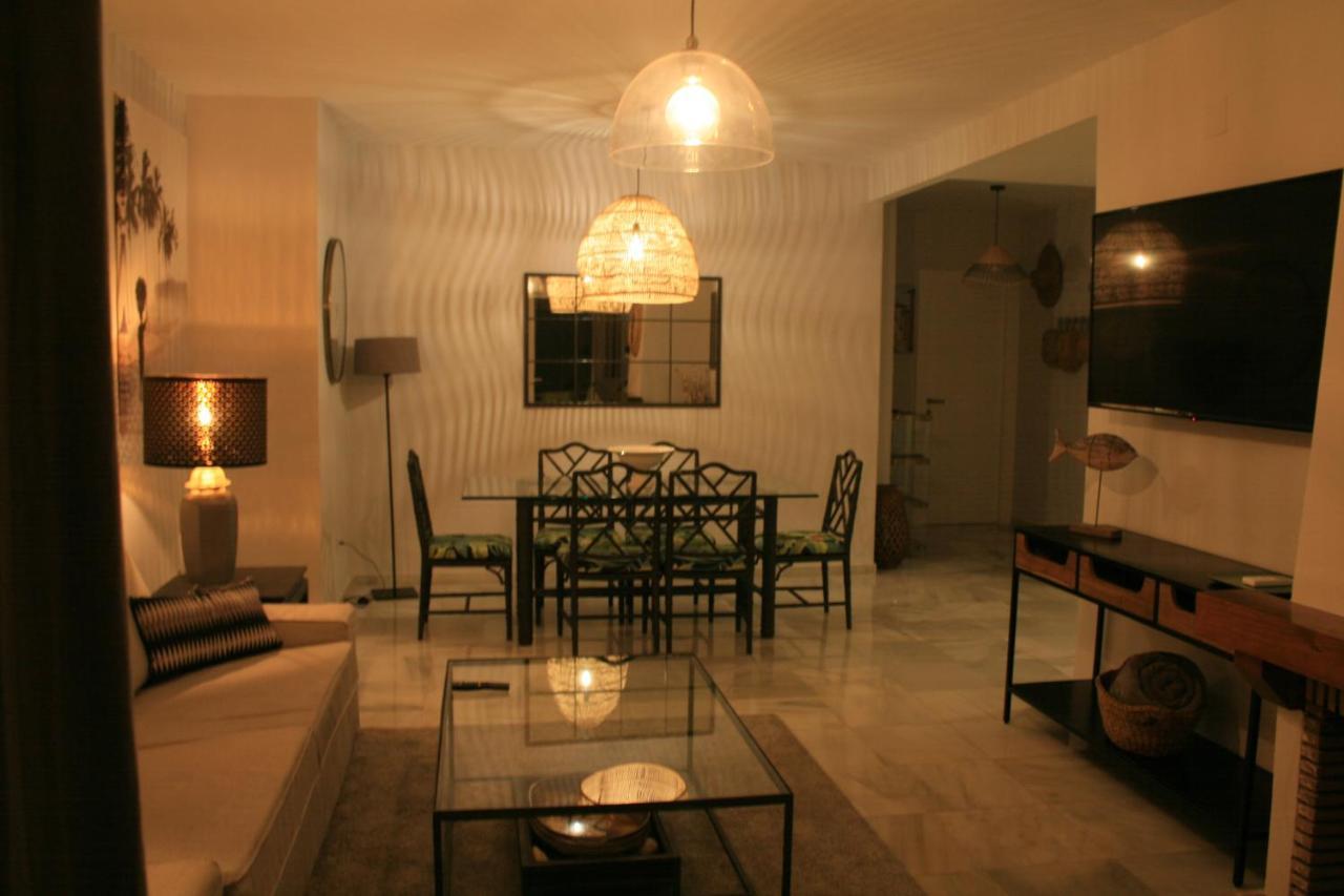 Apartamento En Primera Linea/Beachfront Apartment Fuengirola Ngoại thất bức ảnh